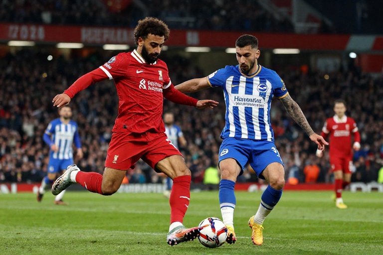 Salah Retorna e Agita Anfield! Ekitike Marca Duas Vezes e Garante Vitória do Liverpool Contra o Brighton na Premier League