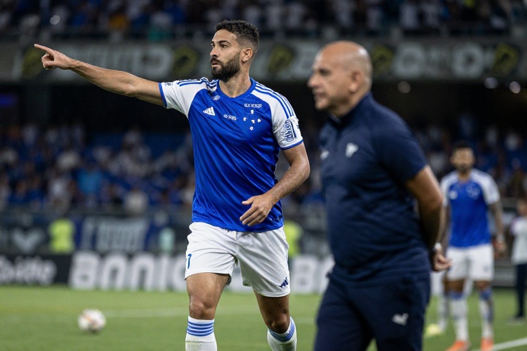 Cruzeiro Confirma Saída de Leonardo Jardim em Rescisão Amigável e Sem Multa; Tite Lidera Lista de Candidatos para o Comando Técnico da Raposa