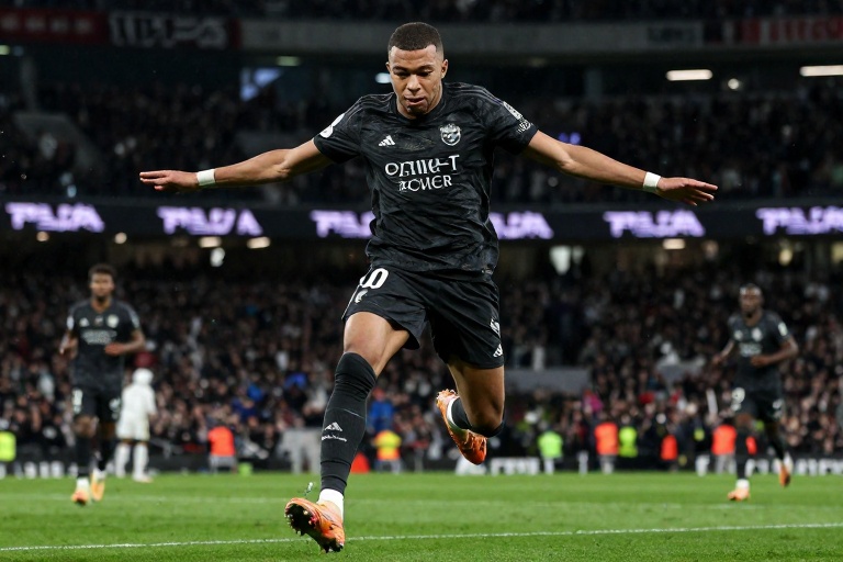 Dembélé favorito ao The Best 2025: Por que a ausência de superestrelas individuais é a nova glória do futebol mundial