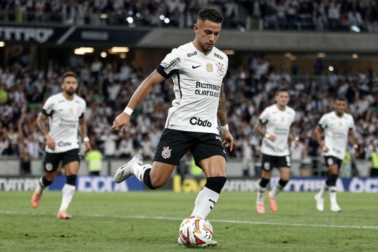 Corinthians Inicia Reformulação para 2026 com Primeira Saída Definida; Veja Cenários de Romero, Maycon e Outros Nomes Pós-Título