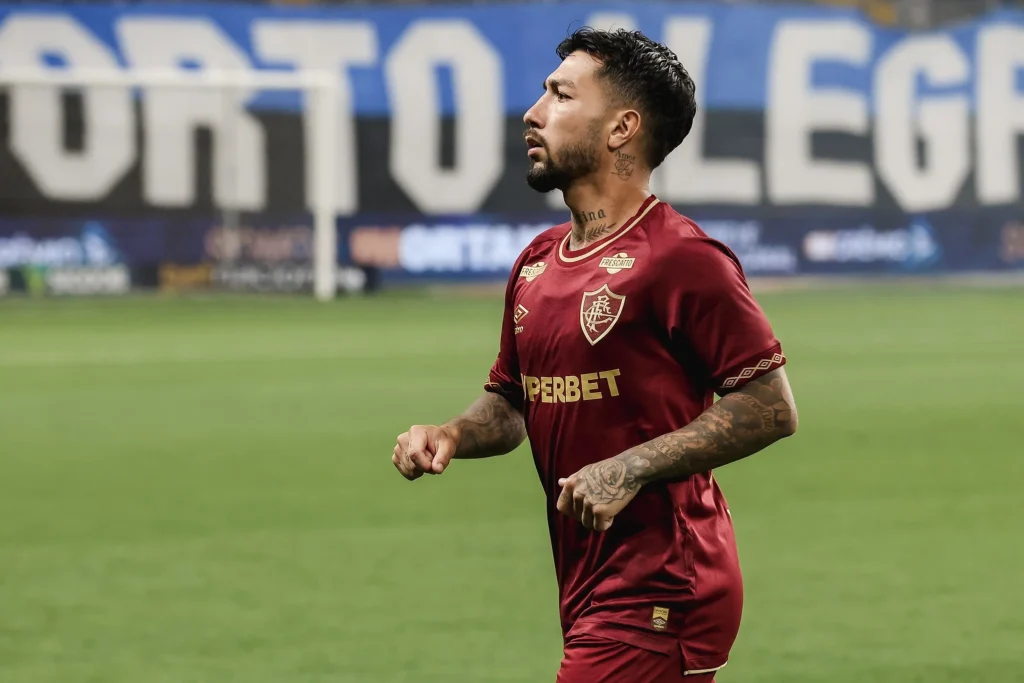 Lucho Acosta: O maestro argentino que conquistou o Fluminense e encantou a torcida com sua rápida adaptação e talento News 3260 1764860652