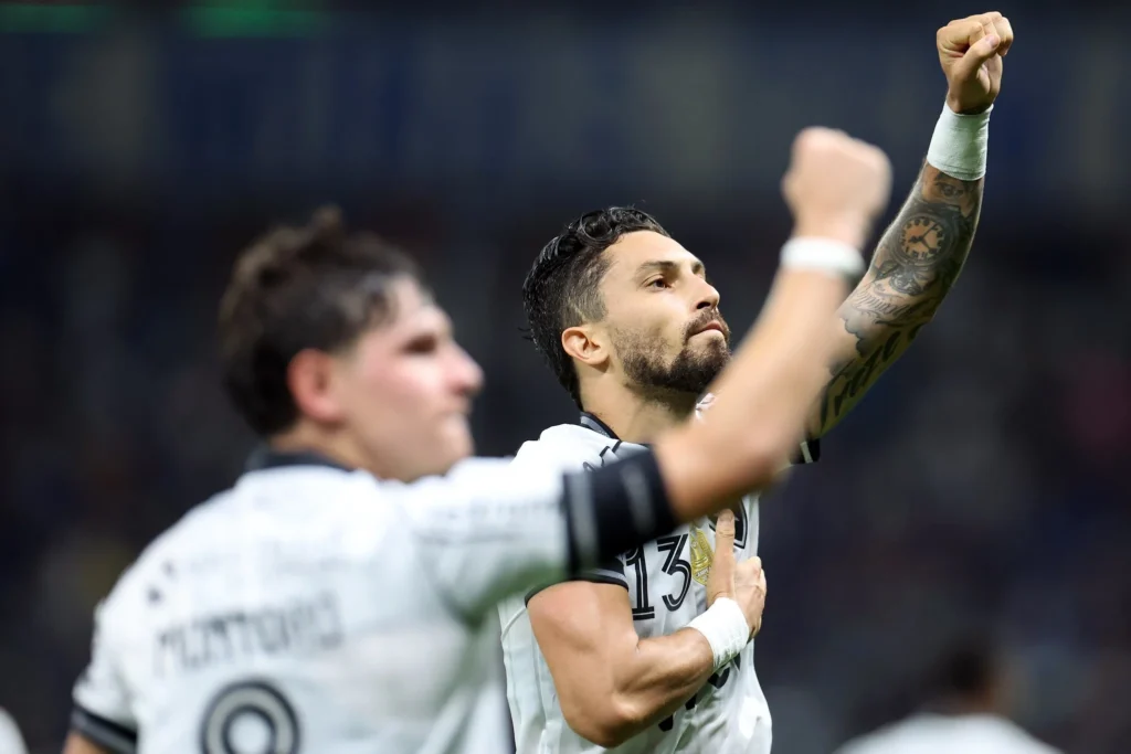 News 3859 1764943530