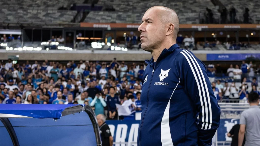 Leonardo Jardim revela ultimato a Pedro Lourenço para salvar o Cruzeiro e explica estratégia para o fim da temporada News 3934 1764958356