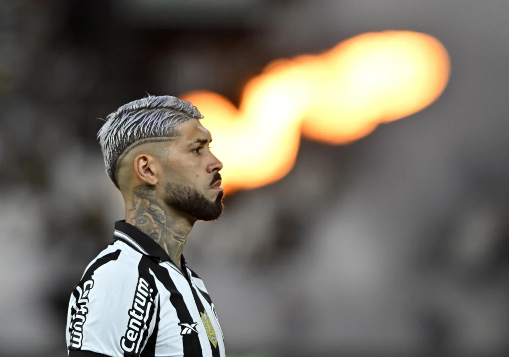 Botafogo enfrenta dilema na zaga para se despedir de 2025: Barboza titular ou Newton improvisado? News 4615 1765116247