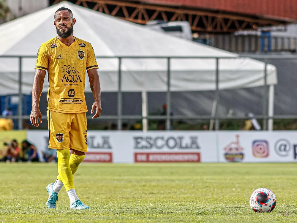 Princesa do Solimões mantém Thiago Spice mesmo com oferta salarial do São Raimundo e reforça defesa para 2026