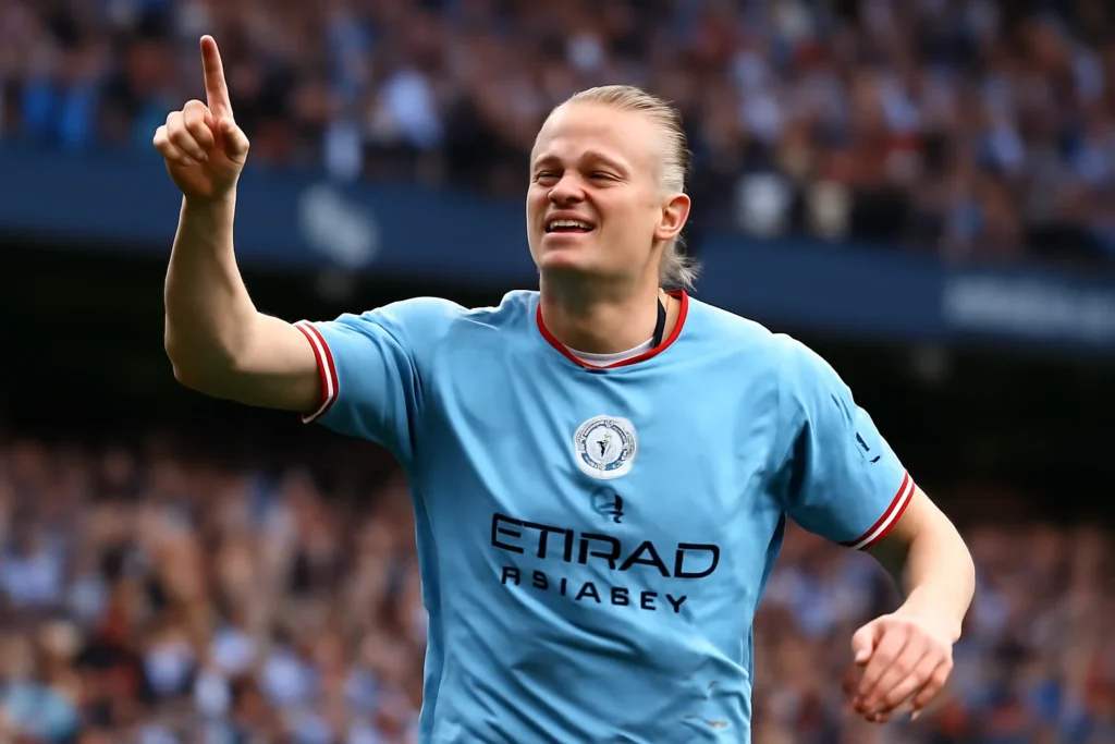 Erling Haaland faz história como o jogador mais rápido a atingir 100 gols na Premier League