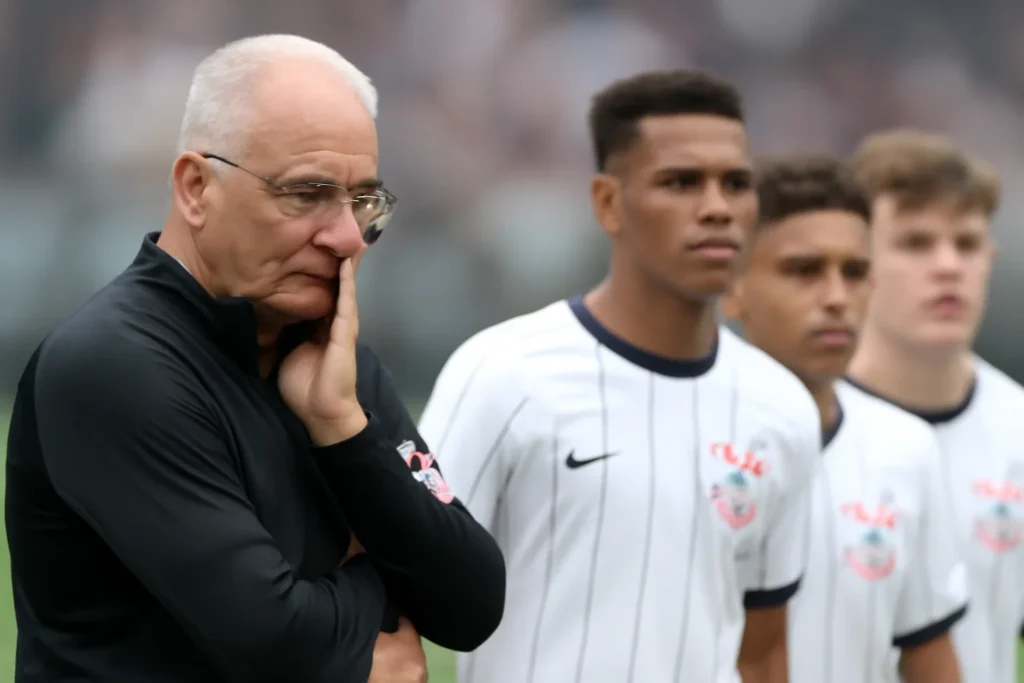 Dorival Júnior admite decepção com desempenho do Corinthians no Brasileiro 2025 e destaca uso de jovens na temporada Newsai 4784