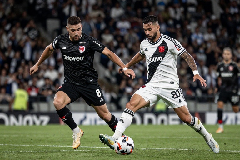 Vasco se reapresenta para 2024 sem Coutinho e Rayan, que ganham folga extra após compromissos