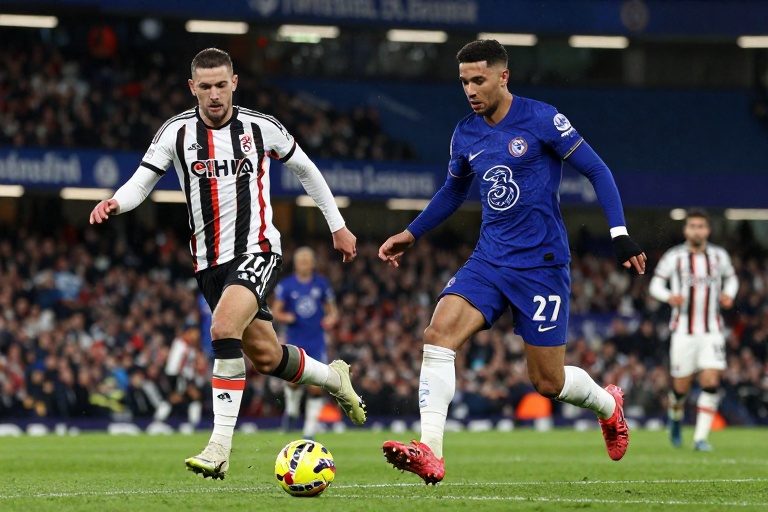 Crise Aprofundada: Chelsea Perde Para o Fulham Sem Técnico e Com Um a Menos na Premier League, Agravando Sequência Negativa