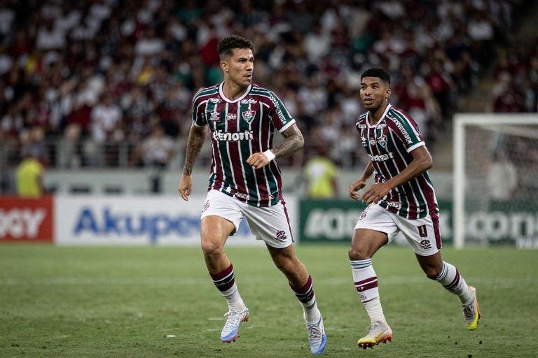 Fluminense estreia no Carioca com reforços Arana e Jemmes como destaques; Zubeldía observa jovens e novas contratações