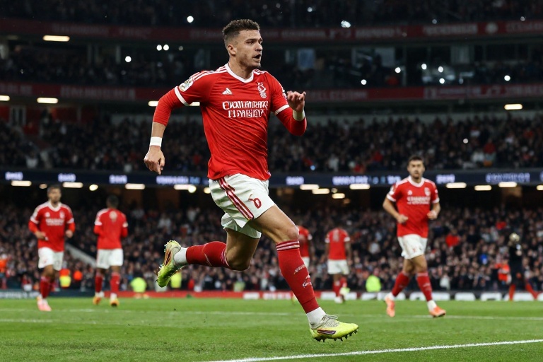 Igor Jesus Encanta Guardiola, Vira Destaque no Nottingham Forest e Lidera Transmissões de Futebol e Outros Esportes no Disney+