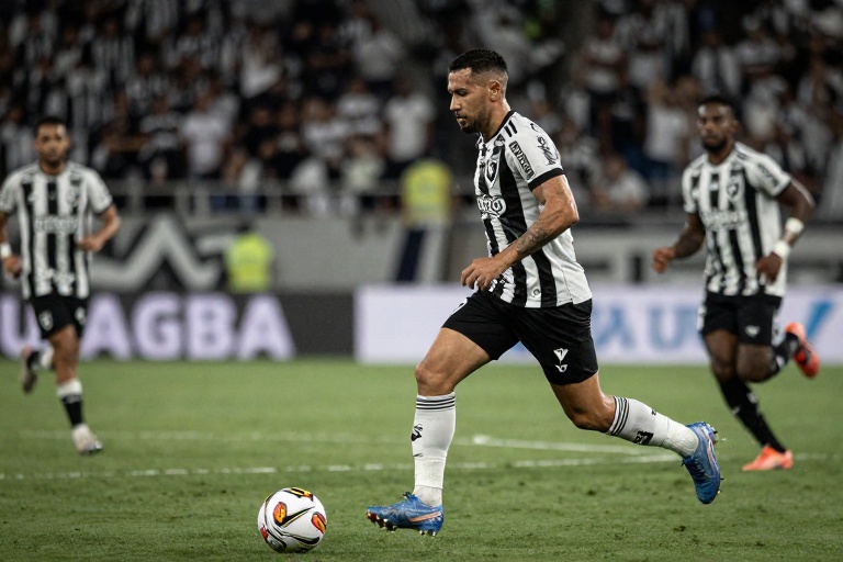 Botafogo brilha na Copinha: 100% de aproveitamento e ataque poderoso para encarar o São José-SP