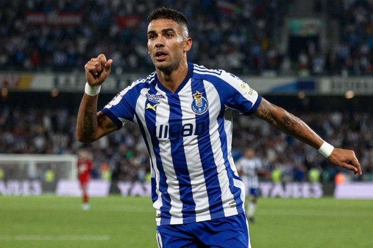 Thiago Silva estreia pelo Porto com vitória sobre o Benfica na Taça de Portugal e lidera confronto histórico