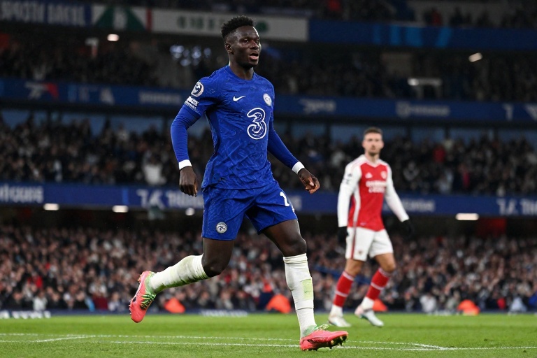 Noni Madueke: A Ousadia da Troca do Chelsea pelo Arsenal Pós-Mundial e a Agenda Esportiva Imperdível do Disney+ Nesta Quarta-Feira