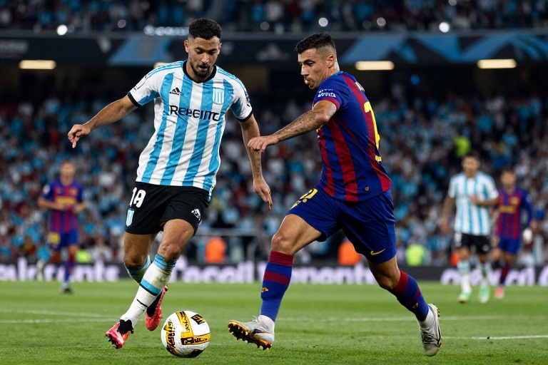 Henrique, o Elo Inesperado: Como Racing Santander, Barcelona e Seleção Brasileira se Cruzam na Copa do Rei e Onde Ver no Disney+