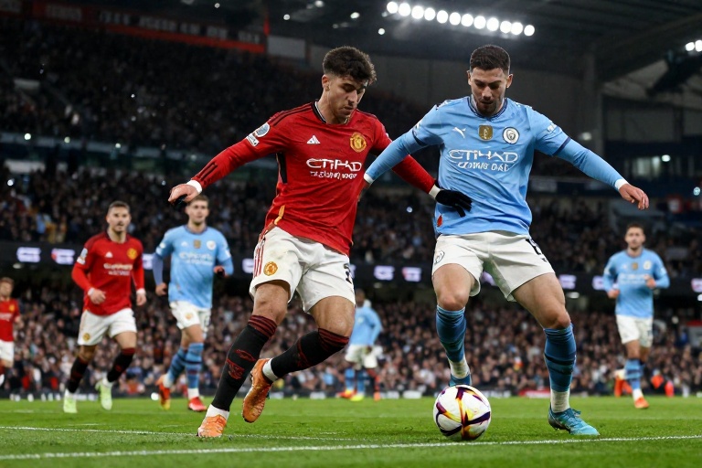 Derby de Manchester: United e City Seguram Empate Sem Gols no Old Trafford Pelo Primeiro Tempo da Premier League 2025/26