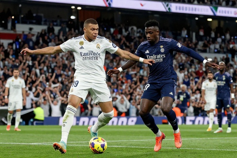 Mbappé defende Vini Jr de vaias da torcida do Real Madrid e pede união do elenco: “Temos que protegê-lo melhor”