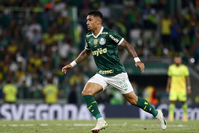 Raphael Veiga no América do México? Entenda a possível negociação milionária de saída do craque do Palmeiras e os valores envolvidos