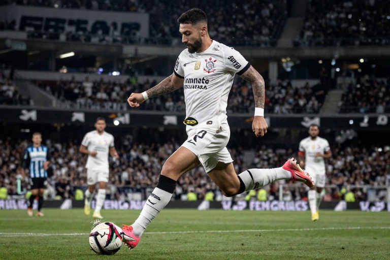 Empate Frustra Corinthians, Mas Bom Desempenho em Clássico Sinaliza Evolução