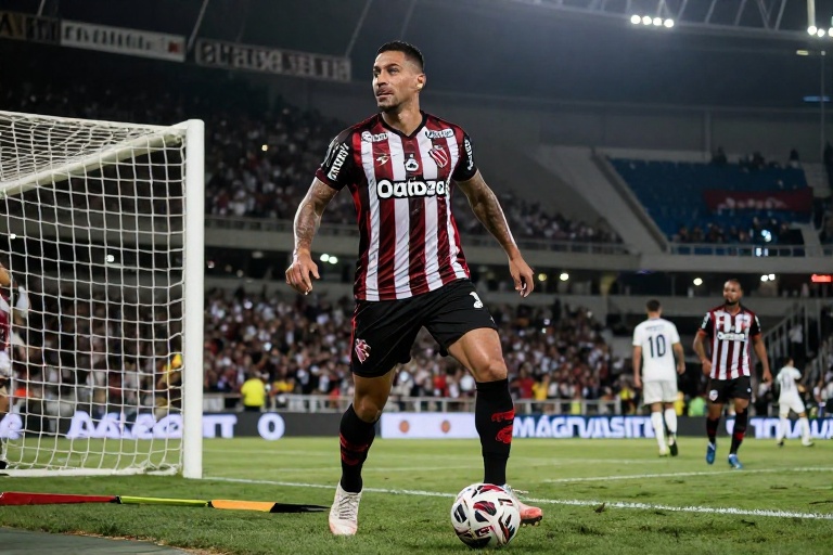 Maricá é derrotado pelo Bangu em casa após gol anulado pelo VAR nos acréscimos