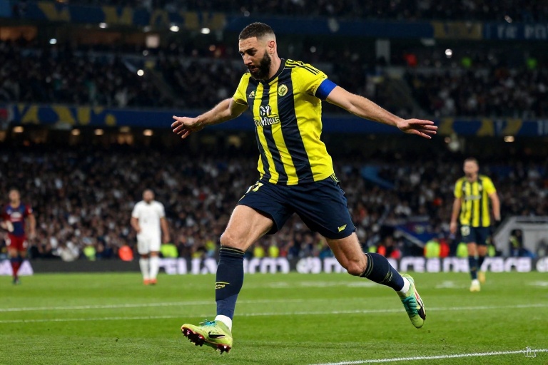 Karim Benzema Pode Deixar o Al-Ittihad Após Recusa de Renovação de Contrato Considerada Insultuosa