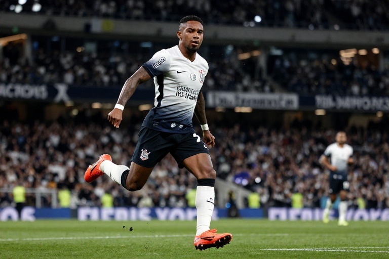 Wesley, ex-Corinthians, é emprestado pelo Al-Nassr à Real Sociedad com opção de compra por R$ 75 milhões