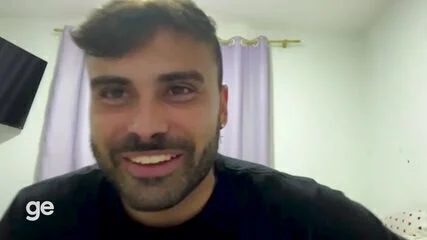 Ex-Flamengo, Sérgio Barboza Vira Fenômeno Online Contando Causos de Futebol em Países Inusitados