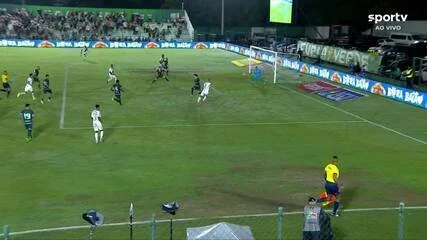 Puma Rodríguez Brilha com Dois Gols e Acirra Disputa na Lateral do Vasco contra Boavista