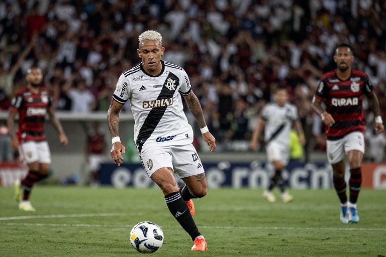 Lucas Paquetá Lamenta Vice do Flamengo na Supercopa e Revela Ansiedade por Gol Perdido Contra Corinthians: ‘Não Tem Desculpa’