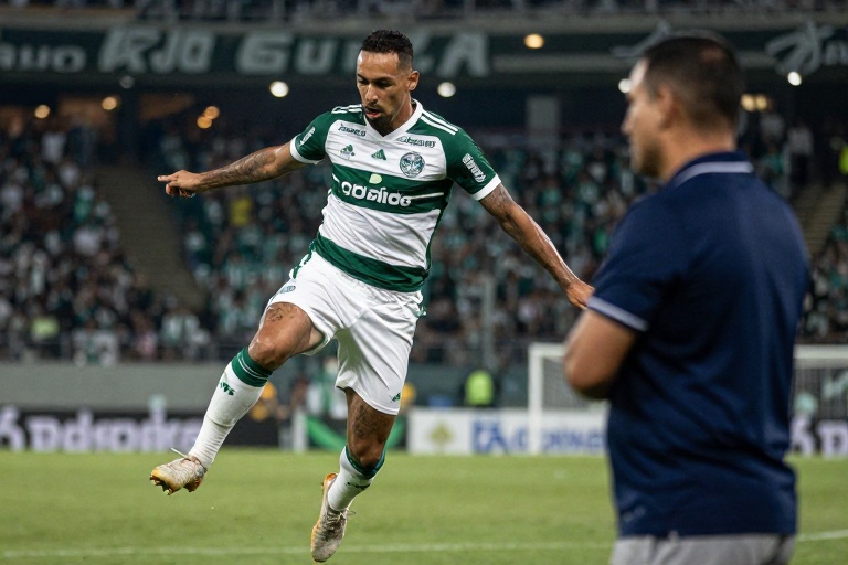 Coritiba quebra jejum com estratégia e planejamento: Fernando Seabra detalha plano para vitória no Paranaense