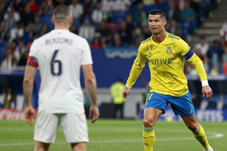 Benzema e Cristiano Ronaldo se rebelam contra clubes sauditas: entenda as razões por trás da insatisfação e a possível mudança de foco do PIF