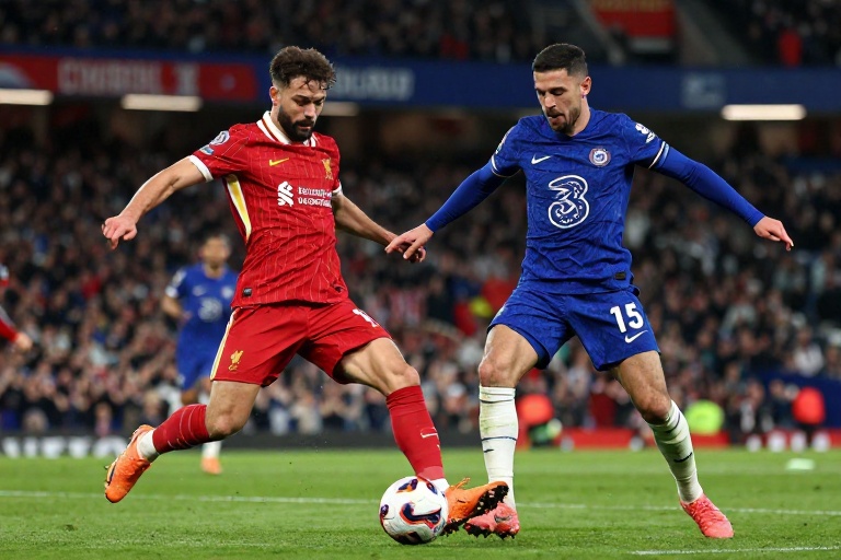 Liverpool vence ‘guerra’ contra Chelsea e acerta com Jérémy Jacquet, joia francesa avaliada em mais de R$ 400 milhões