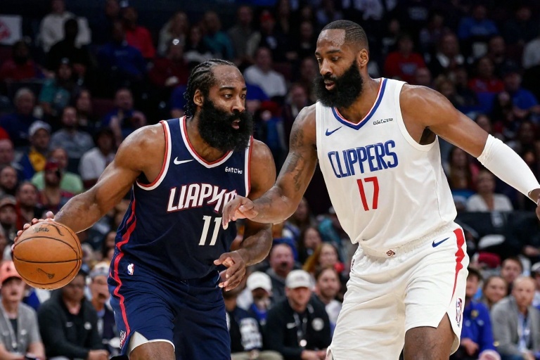 Reviravolta na NBA: James Harden e Los Angeles Clippers Avaliam Opções de Troca Urgente, Com Cleveland Cavaliers Demonstrando Forte Interesse Perto da Trade Deadline