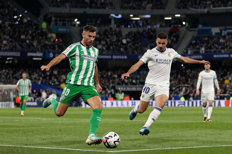 Real Sociedad e Elche se Enfrentam na La Liga 2025/26: Expectativas e Desempenho das Equipes na Temporada Atual