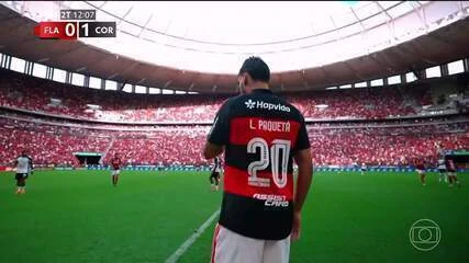 Paquetá lamenta gol perdido em reestreia pelo Flamengo: “Não posso falhar um desses”