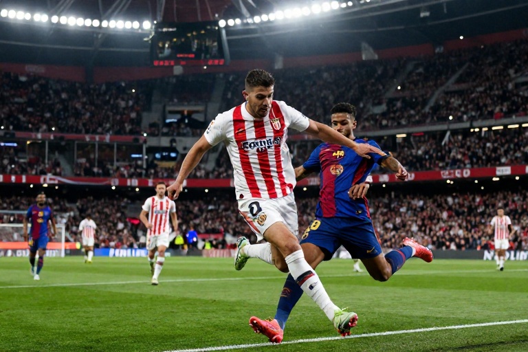 Choque na Basconia: Bilbao Recebe Líder Barcelona em Jogo Crucial pela 27ª Rodada de LaLiga 2026