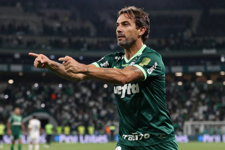 O Fogo do Banco de Reservas: Como o Palmeiras Gerencia as Explosões e Reclamações de Abel Ferreira