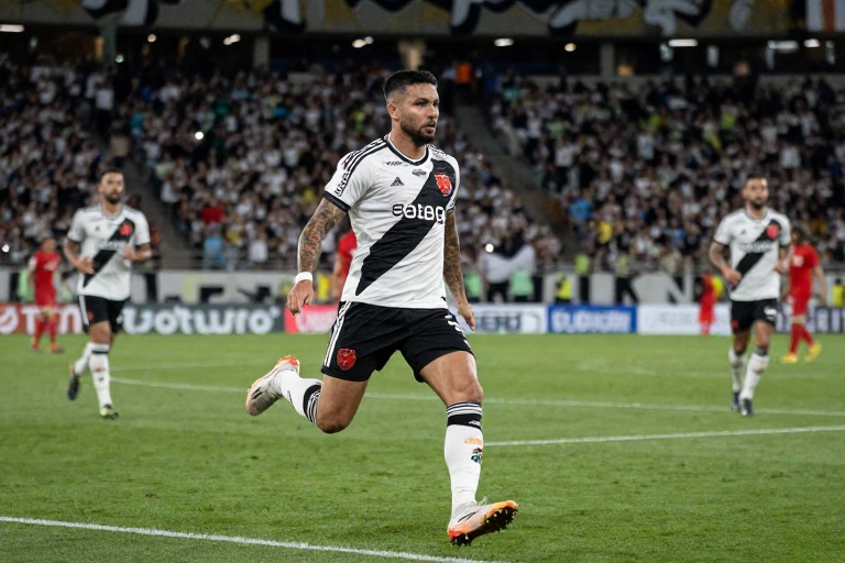 Vasco na Berlinda: Análise Completa da Defesa Que Sofre Gols em Todas as Partidas do Brasileirão