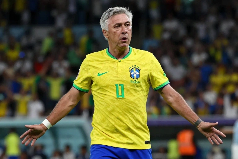 Casemiro mantém titularidade na Seleção Brasileira sob confiança de Carlo Ancelotti