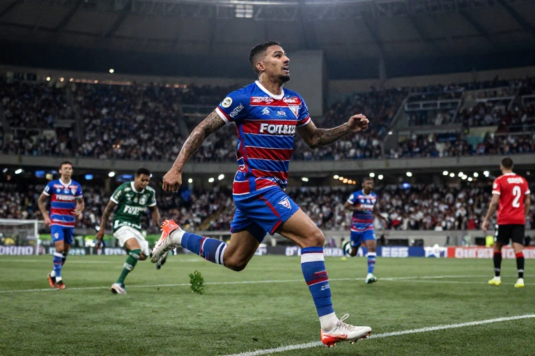 Venda de mando do Fortaleza contra Palmeiras expõe crise financeira profunda