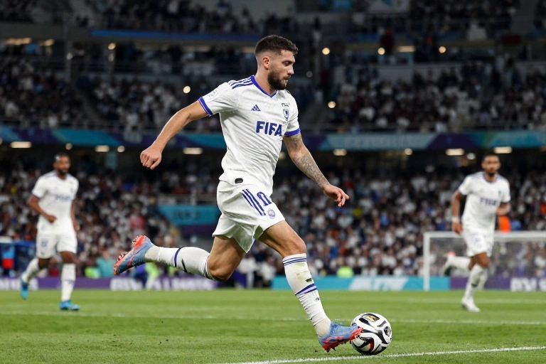 Federação Francesa contesta punição de Olise e recorre à Fifa