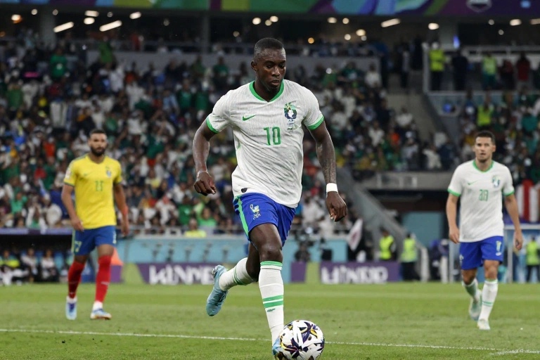 Ascensão de Manu Koné na seleção francesa e o interesse dos gigantes europeus