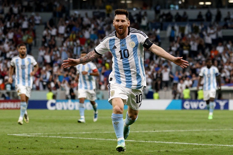 Messi vira herói em virada épica e domina o Cartola mais uma vez na Copa