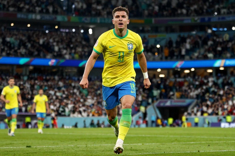Christian Pulisic sofre fratura na perna durante eliminação dos EUA na Copa do Mundo