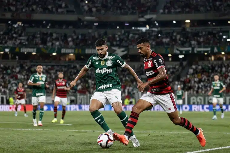 O Confronto Decisivo entre Palmeiras e Flamengo no Brasileirão Sub-17: Emoções à Flor da Pele