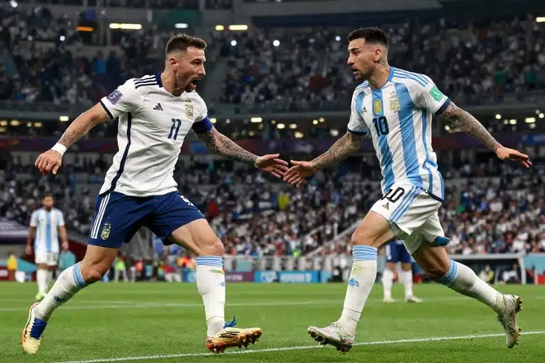 Inglaterra e Argentina em Confronto Épico: Tensão e Rivalidade na Copa do Mundo