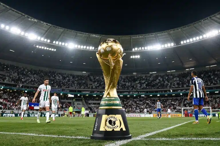 Espanhóis Revoltados com Preços Astronômicos de Ingressos para Final da Copa