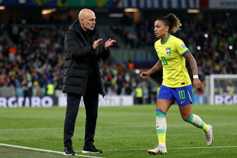 Thomas Tuchel Reflete Sobre Relacionamento com Brasileira e Ligações com o Brasil