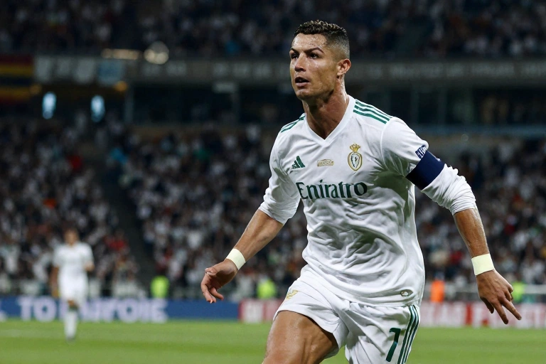 Imitação de Christian Vieri arranca reação inesperada de Ronaldo Fenômeno e vídeo viraliza