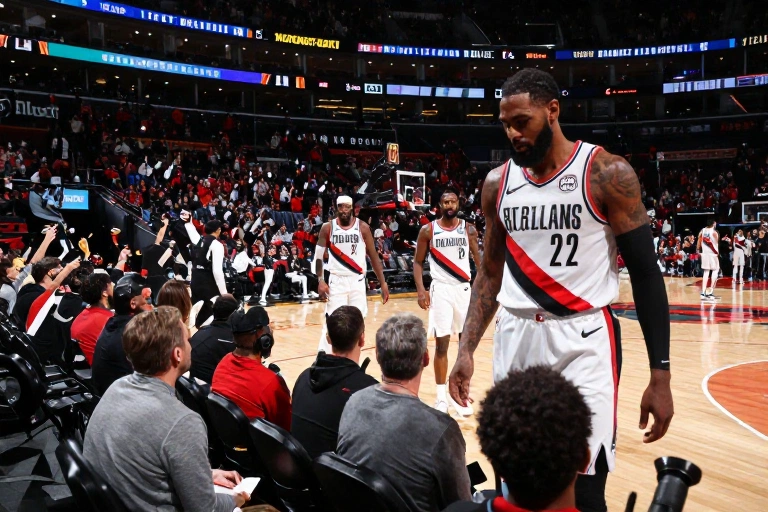 Tempestade financeira nos Trail Blazers: cortes em massa, demissões e risco de mudança abalam Portland